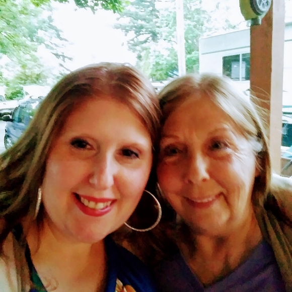 Meet your Posher, Crystal - Picture 1 of 1